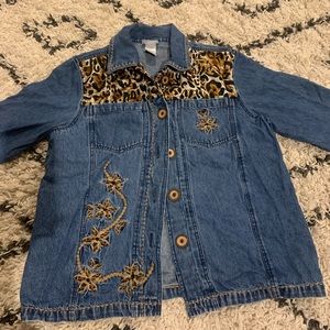 Ventage Jean Jacket, Size M, Leopard design